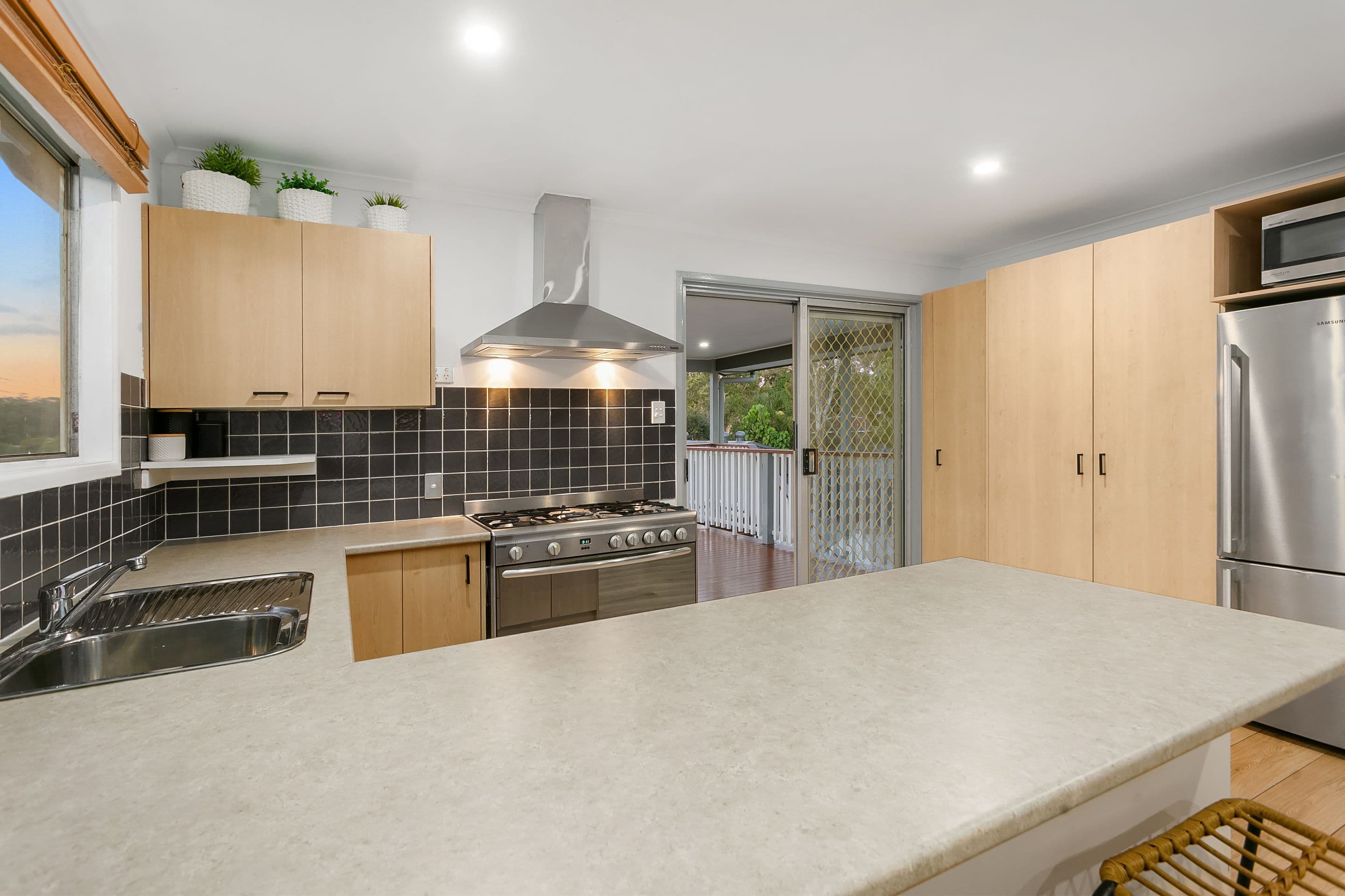 27 Lowana Street, Camira QLD 4300, Camira - Thumbnail 4