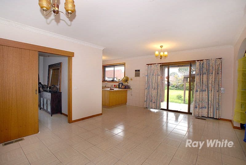 31 Noble Street, NOBLE PARK VIC 3174, Noble Park - Thumbnail 4
