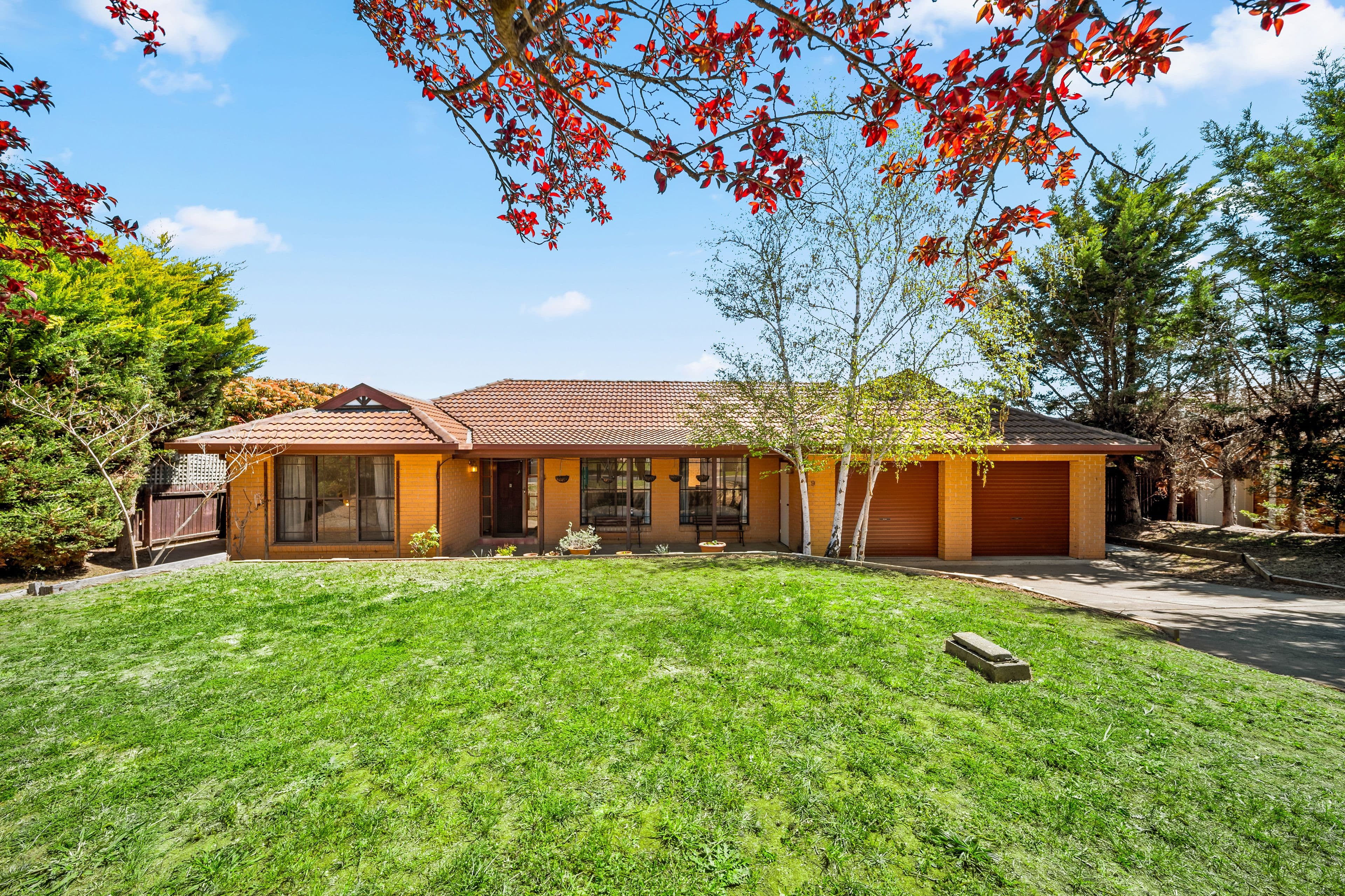 9 Parkview Crescent, Jerrabomberra NSW 2619, Jerrabomberra - Thumbnail 2