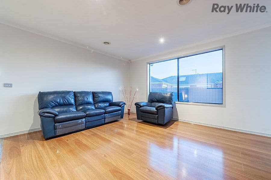42 Speargrass Drive, Hillside VIC 3037, Hillside - Thumbnail 2