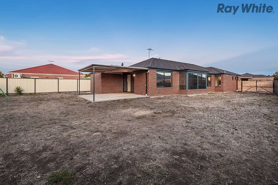 42 Speargrass Drive, Hillside VIC 3037, Hillside - Thumbnail 5