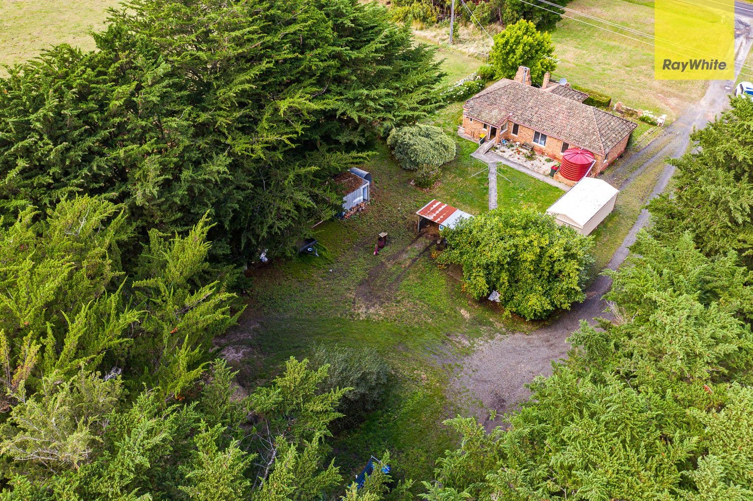670 Old Melbourne Road, Ballan VIC 3342, Ballan - Thumbnail 3
