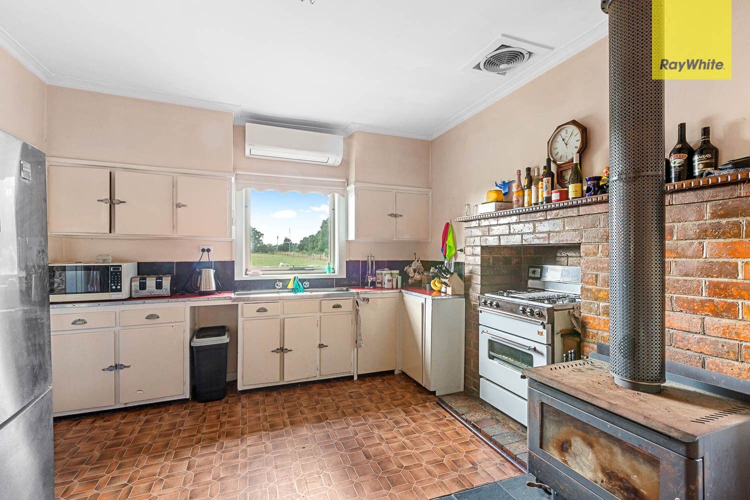 670 Old Melbourne Road, Ballan VIC 3342, Ballan - Thumbnail 4