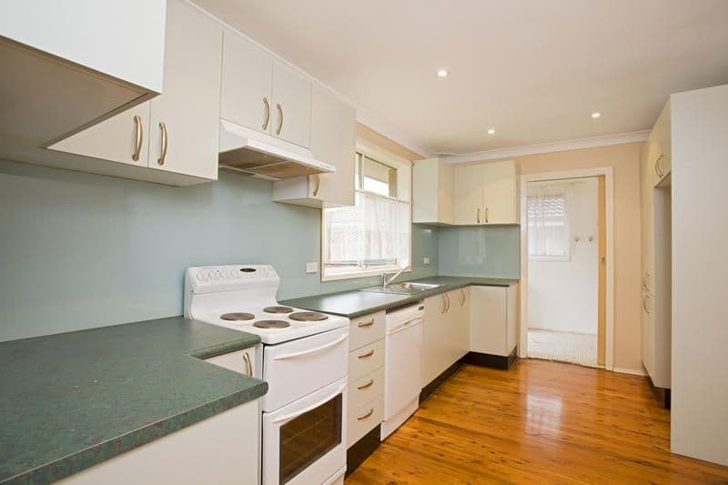 6 Bettenay Road, Roleystone, WA, 6111, Roleystone - Thumbnail 4