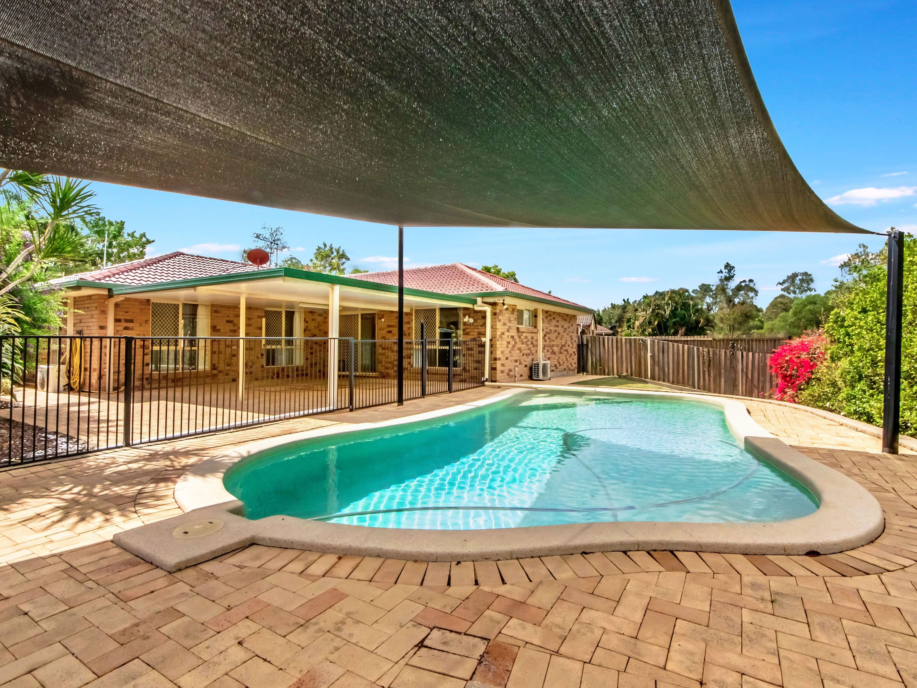 61 Galapagos Way, Pacific Pines QLD 4211, Pacific Pines - Thumbnail 2