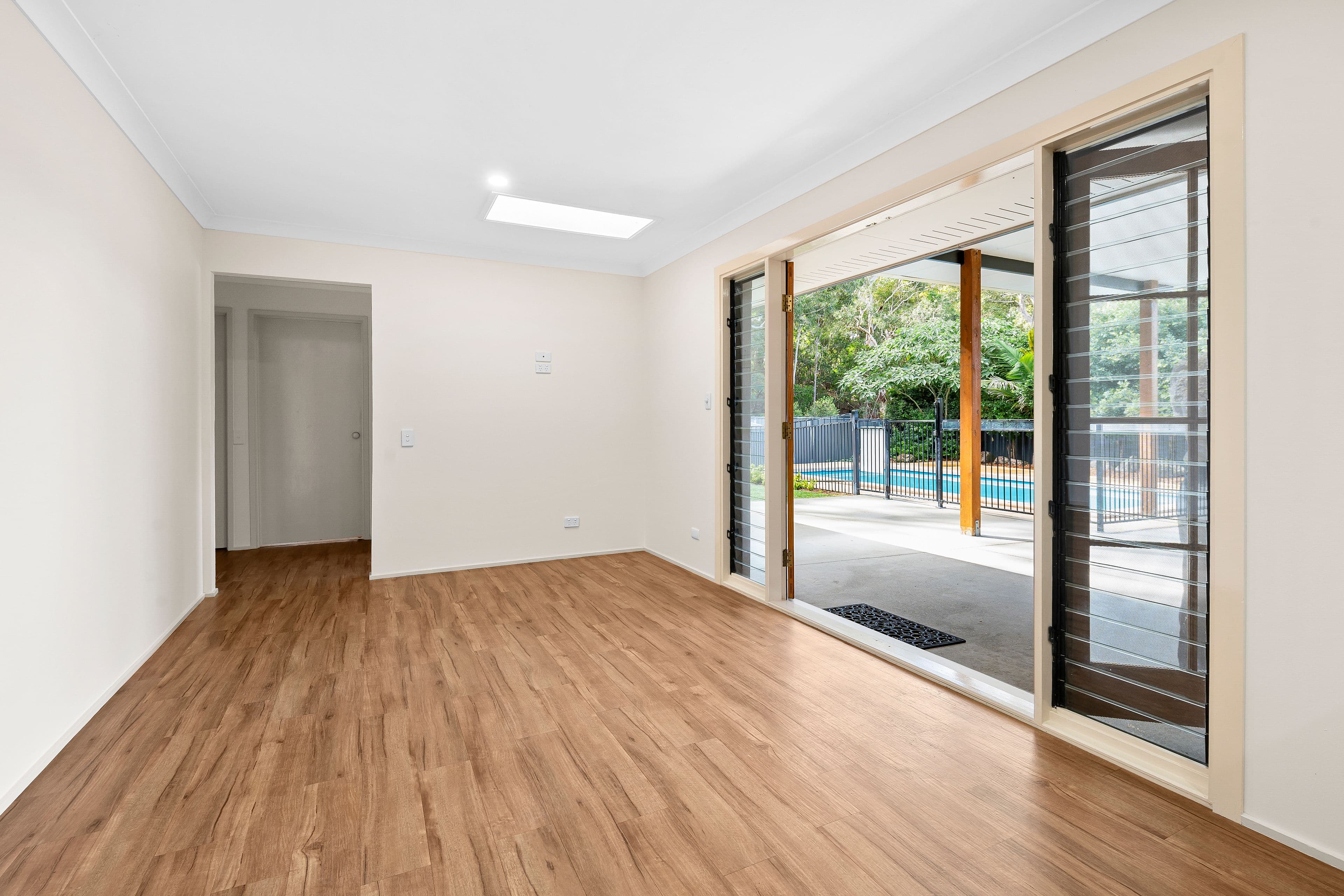 25 Grebe Place, Burleigh Waters QLD 4220, Burleigh Waters - Thumbnail 3