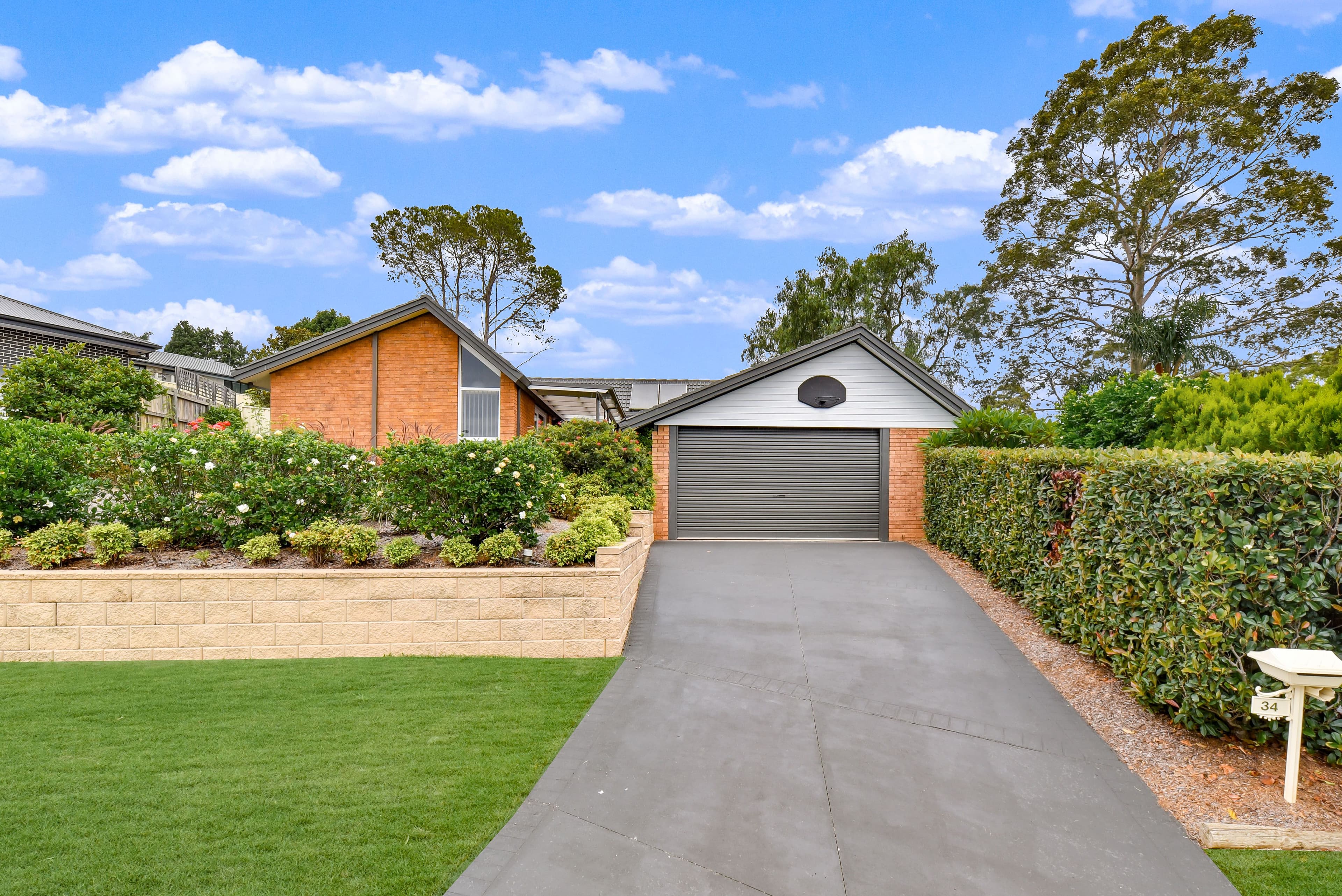 34 Kooloona Crescent, Bradbury NSW 2560, Bradbury - Image 1