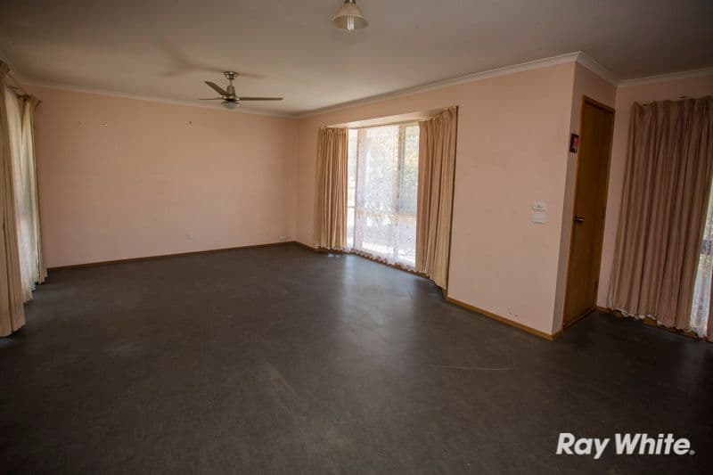 14 Eleanor Court, PAKENHAM VIC 3810, Pakenham - Thumbnail 5