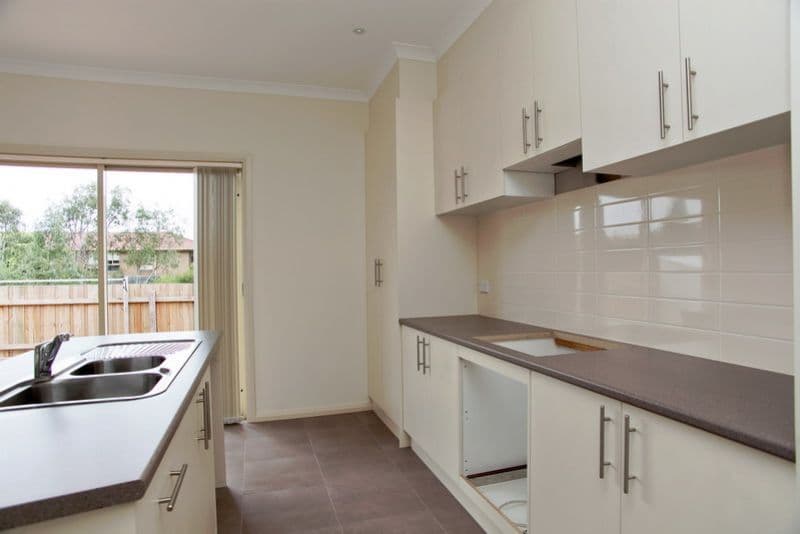 5 Capri Court, RESERVOIR VIC 3073, Reservoir - Thumbnail 3