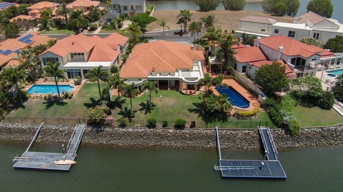 1109 Beechwood Drive, Hope Island QLD 4212, Hope Island - Thumbnail 2