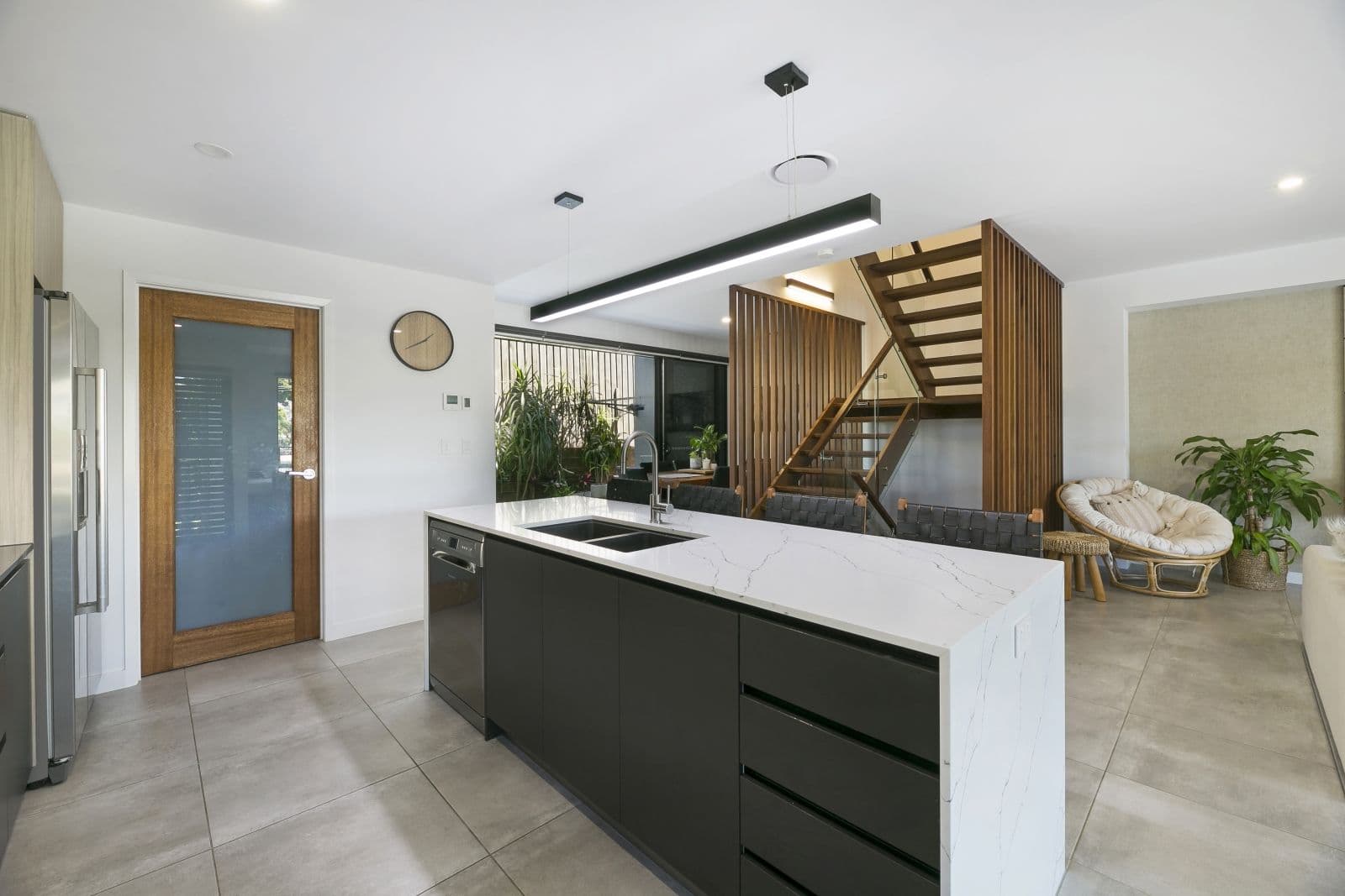 25 Waratah Avenue, Biggera Waters QLD 4216, Biggera Waters - Thumbnail 5