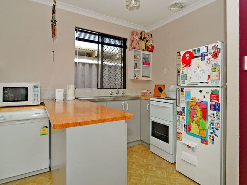 4 Hindoo Elbow, STRATTON WA 6056, Stratton - Thumbnail 2