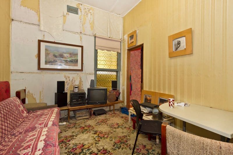 2 Natimuk Street, Greensborough, Greensborough - Thumbnail 2