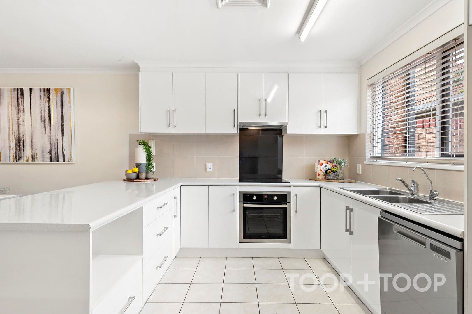 38 South Terrace, Adelaide SA 5000, Adelaide - Thumbnail 2