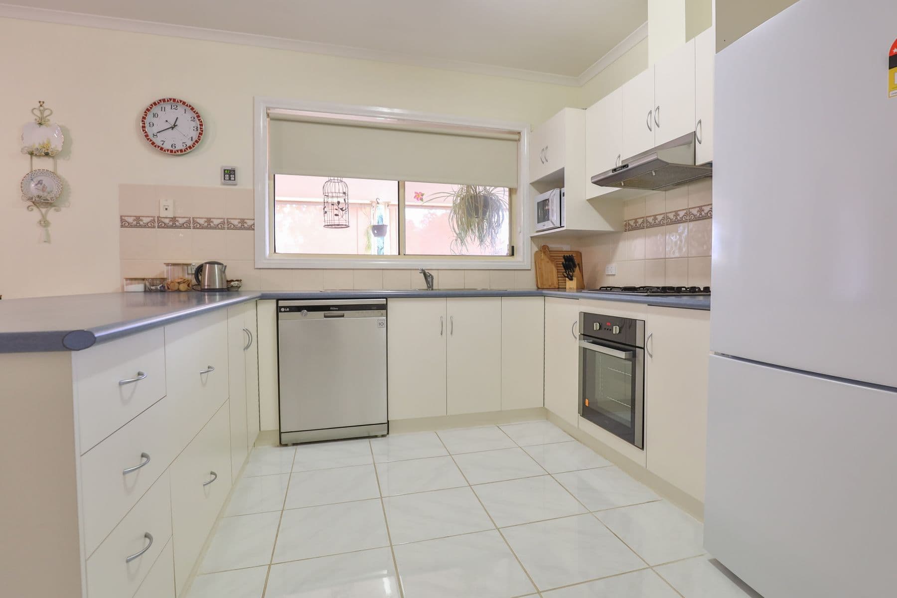 11 Leichhardt Drive, Beaconsfield - Thumbnail 8