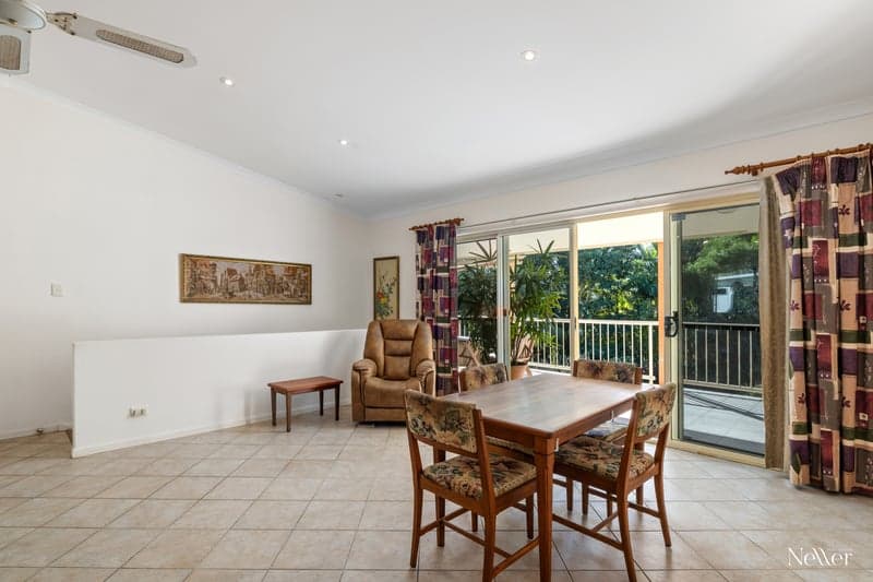 8 Calliandra Grove, Peregian Beach - Thumbnail 6