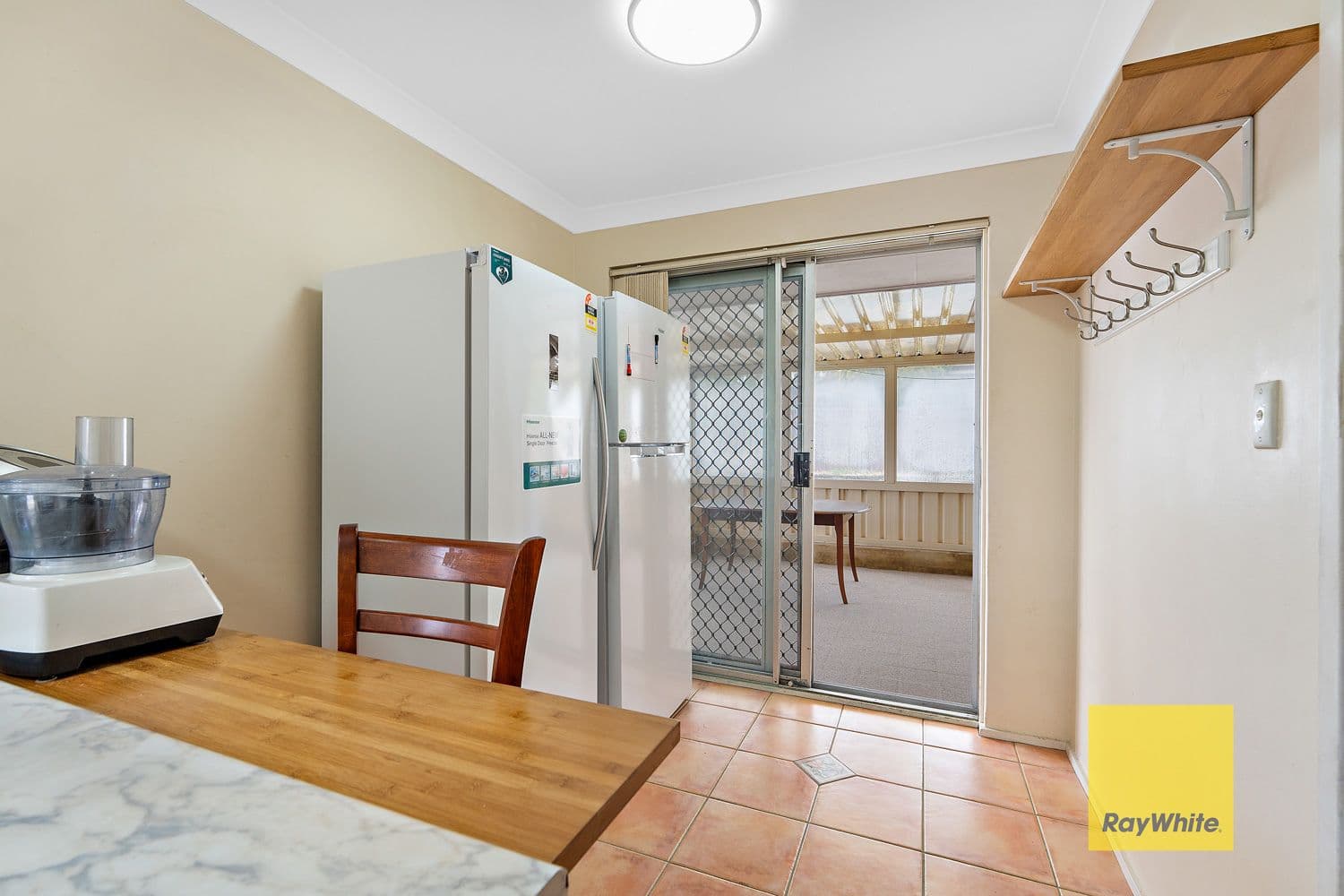 45 Huggins Road, Thornlie WA 6108, Thornlie - Thumbnail 4