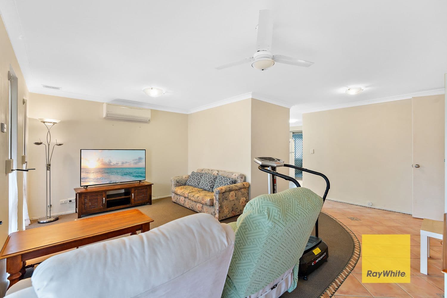 45 Huggins Road, Thornlie WA 6108, Thornlie - Thumbnail 5
