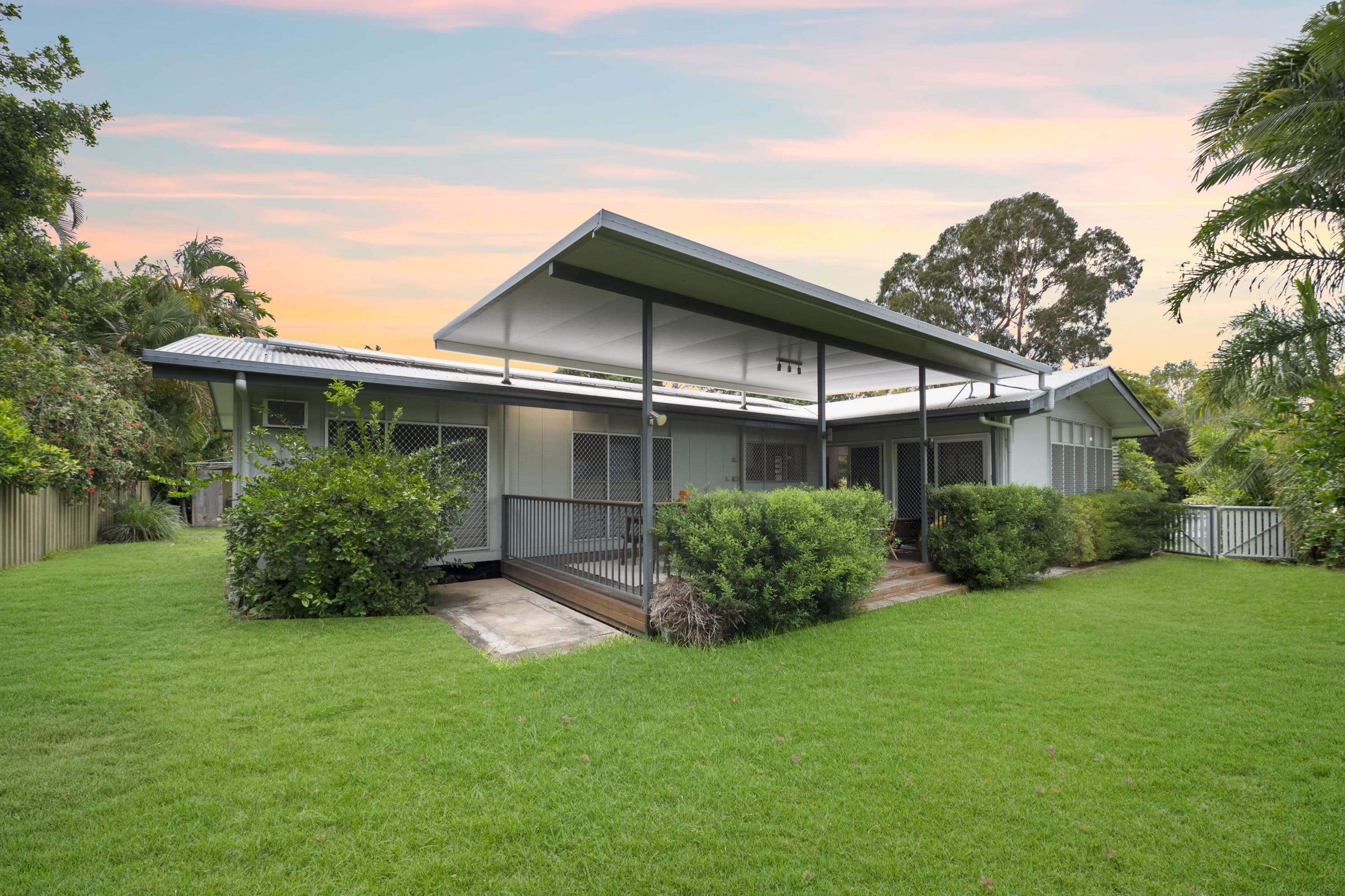 5 Beaufort Street, Belgian Gardens QLD 4810, Belgian Gardens - Image 1