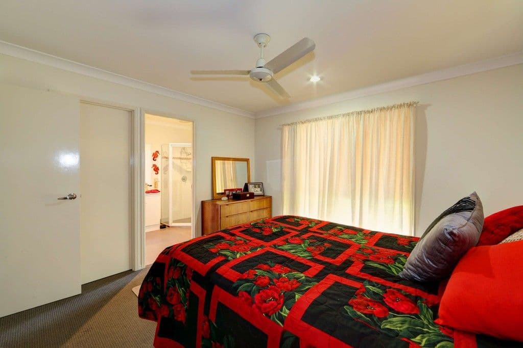 27 Neville Drive, BRANYAN QLD 4670, Branyan - Thumbnail 5