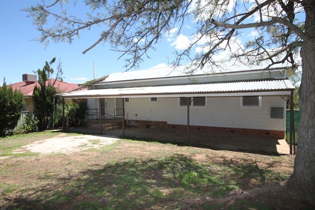 9 Paul Street, TAMWORTH NSW 2340, Tamworth - Thumbnail 6