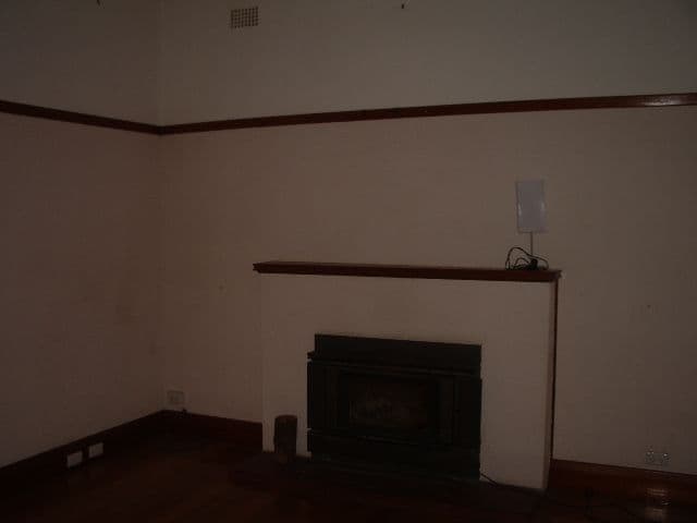 70 Eyre Street, BROKEN HILL NSW 2880, Broken Hill - Thumbnail 3