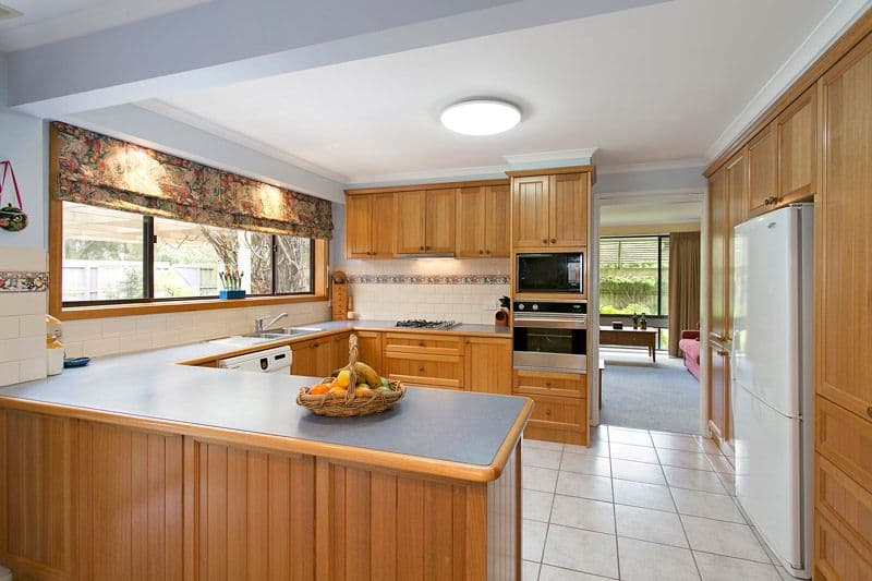 11 Lascelle Drive, VERMONT SOUTH VIC 3133, Vermont South - Thumbnail 2