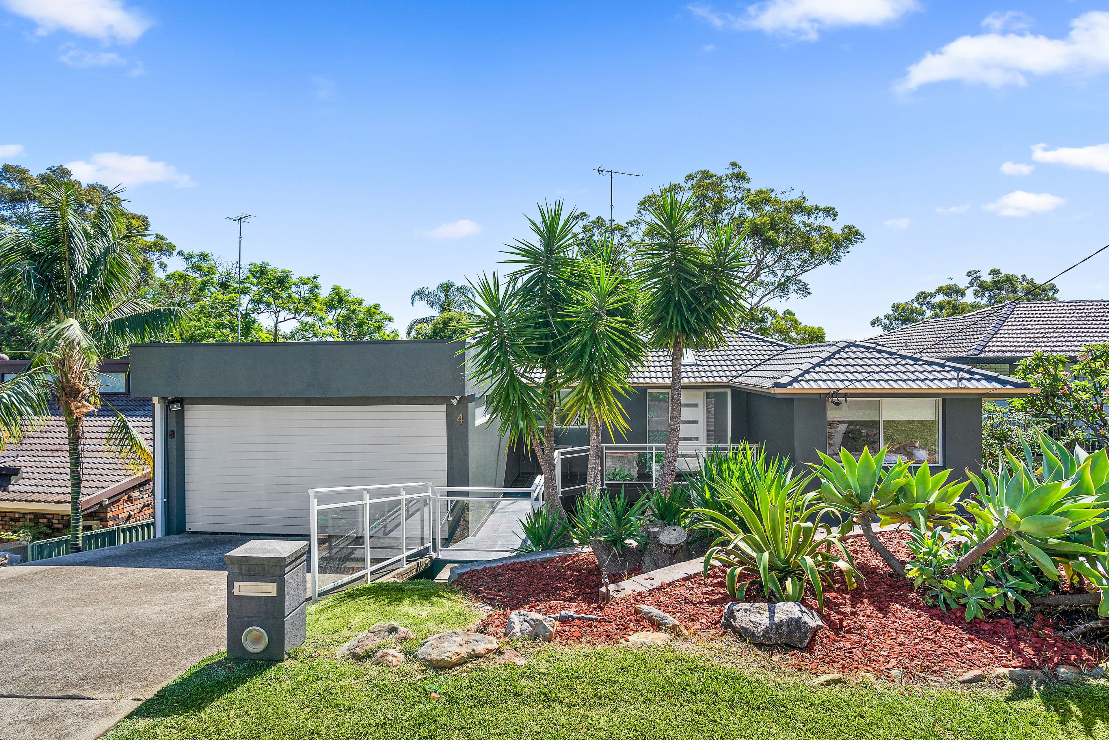 4 Maple Street, Lugarno NSW 2210, Lugarno - Image 1