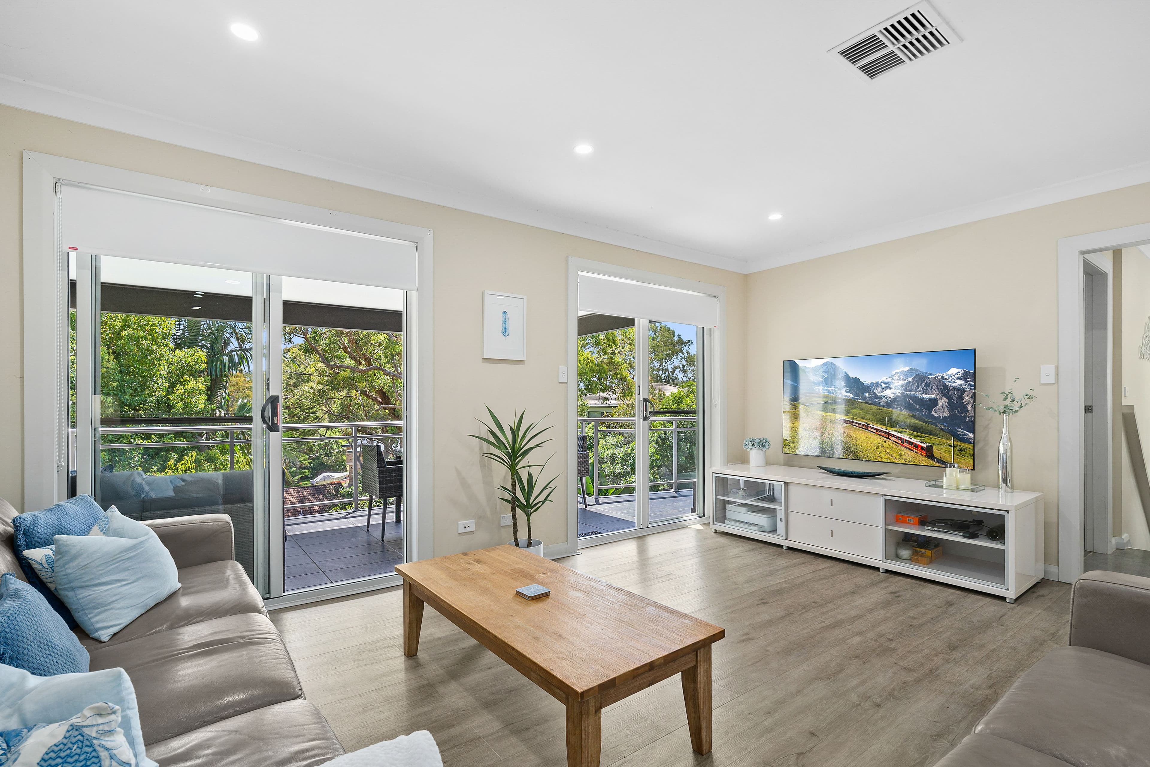 4 Maple Street, Lugarno NSW 2210, Lugarno - Thumbnail 5