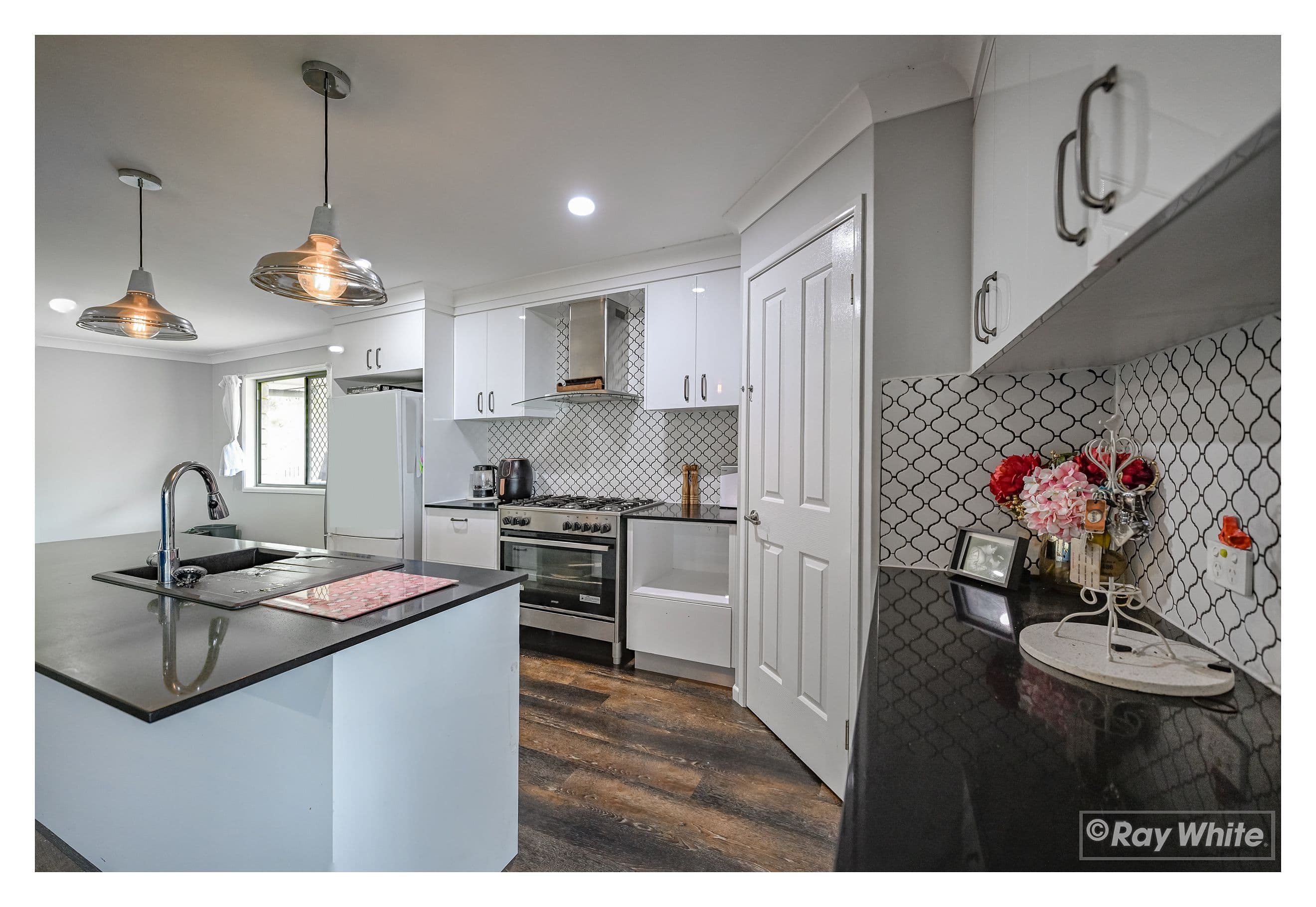 11 Cherry Court, Norman Gardens QLD 4701, Norman Gardens - Thumbnail 6