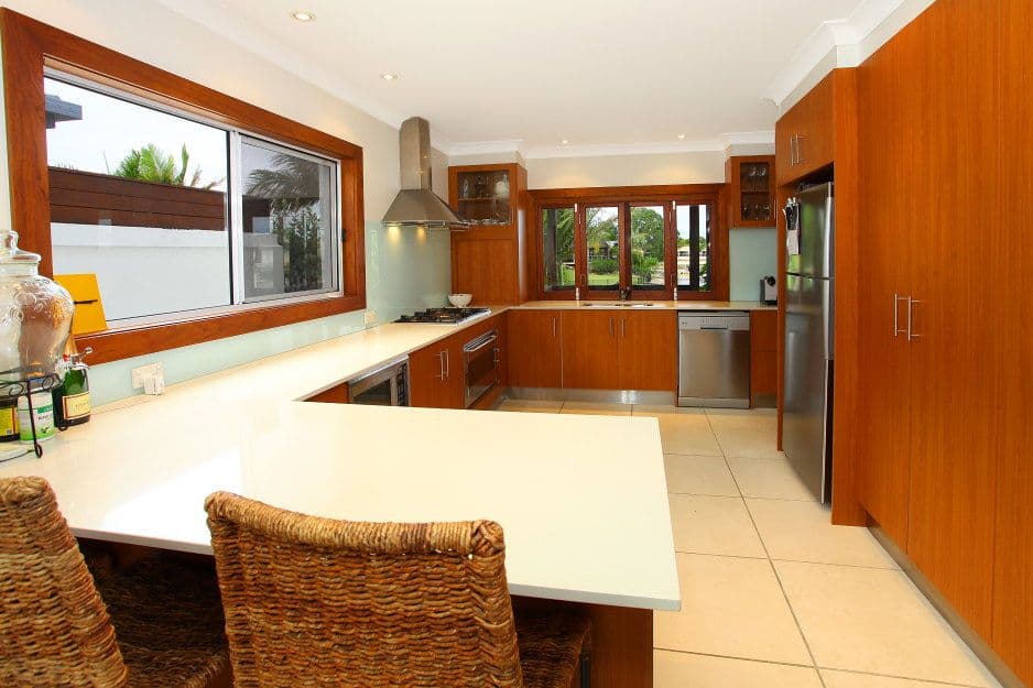 165 Campbell Street, SORRENTO QLD 4217, Sorrento - Thumbnail 3