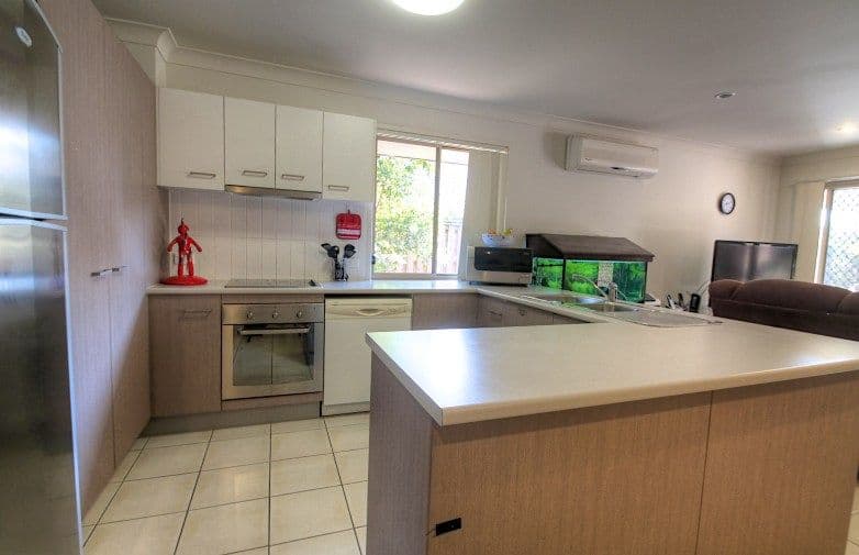 26 Scottsdale Street, RACEVIEW QLD 4305, Raceview - Thumbnail 4