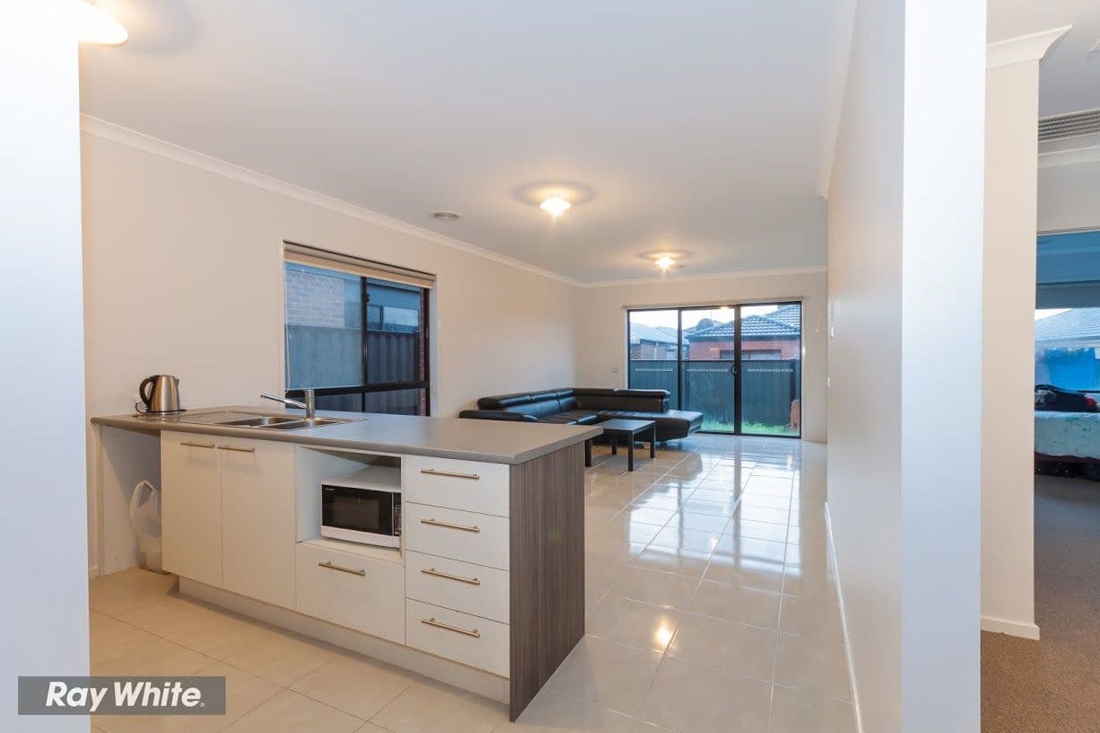 42 Everholme Drive, TRUGANINA VIC 3029, Truganina - Thumbnail 8
