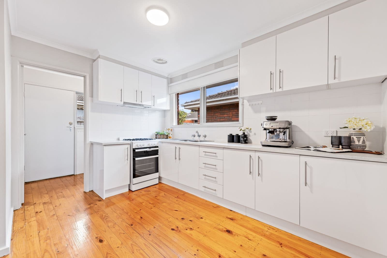 76 Severn Street, Box Hill North VIC 3129, Box Hill North - Thumbnail 4