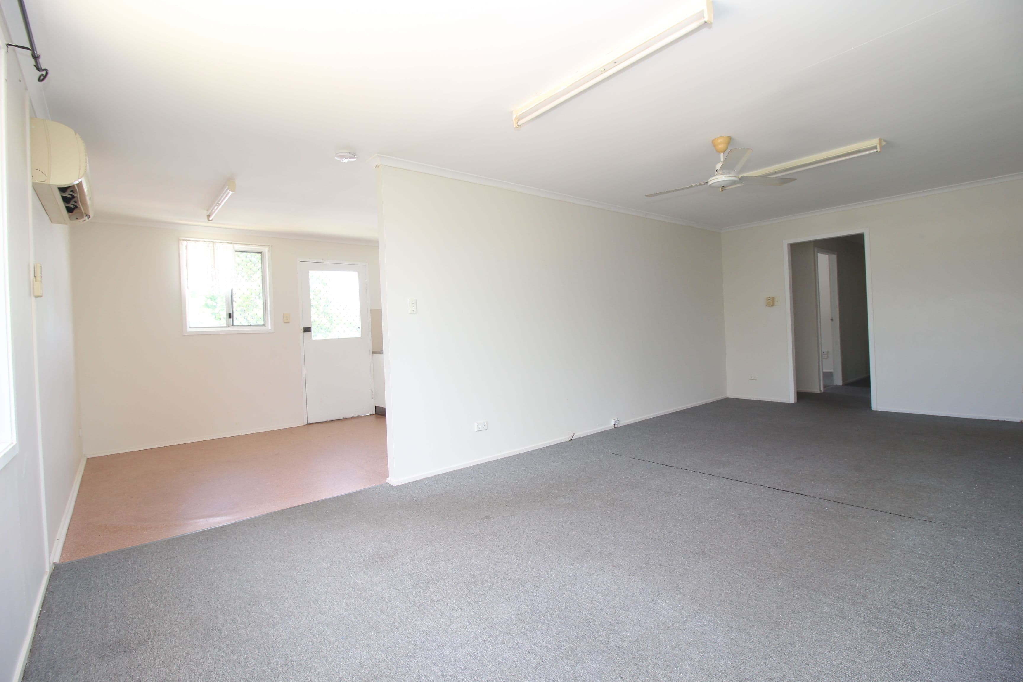 28 Alamein Drive, Emerald QLD 4720, Emerald - Thumbnail 4