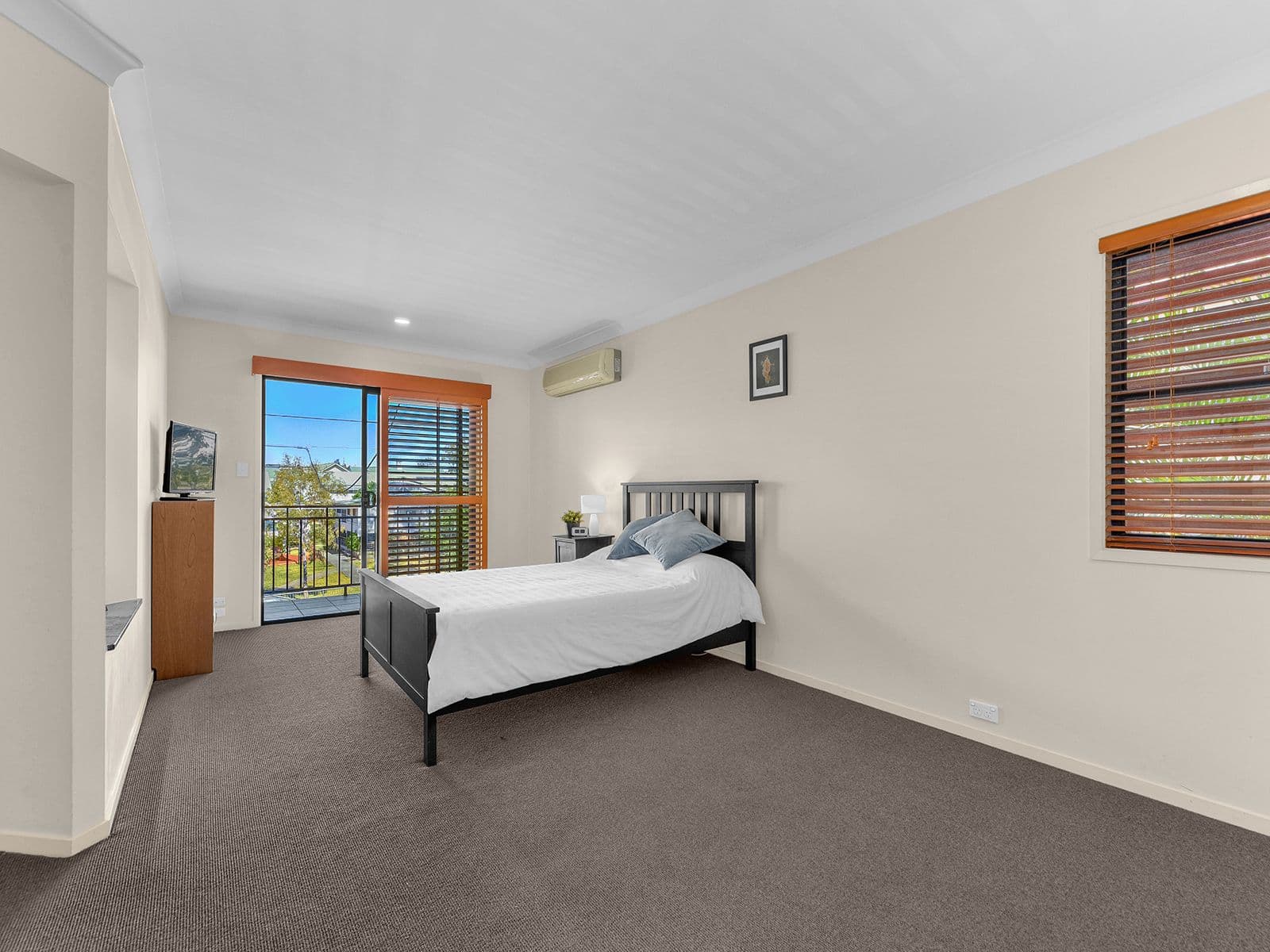 18 Hall Street, Sherwood QLD 4075, Sherwood - Thumbnail 8