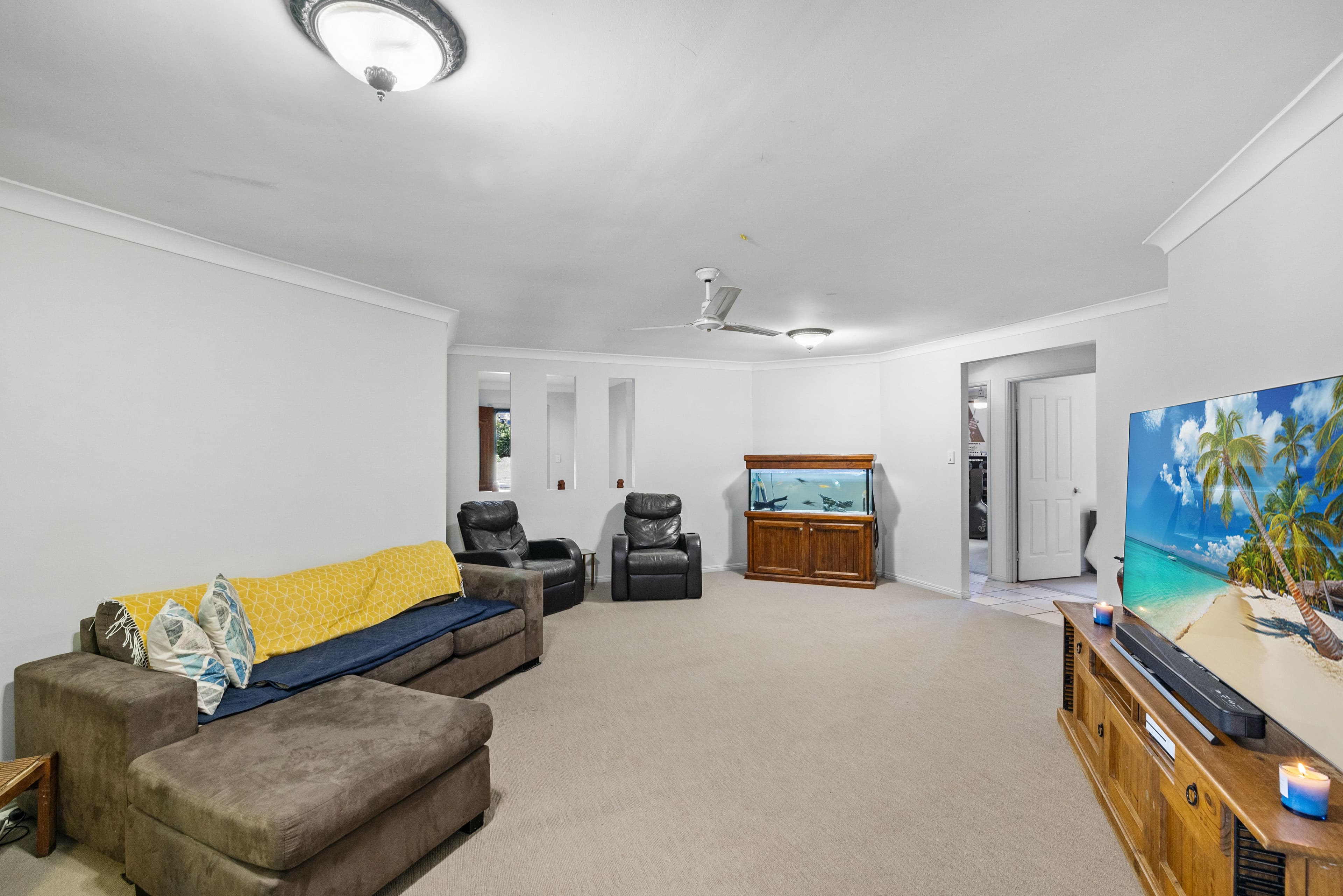 8 Kelvin Street, Woodridge QLD 4114, Woodridge - Thumbnail 6