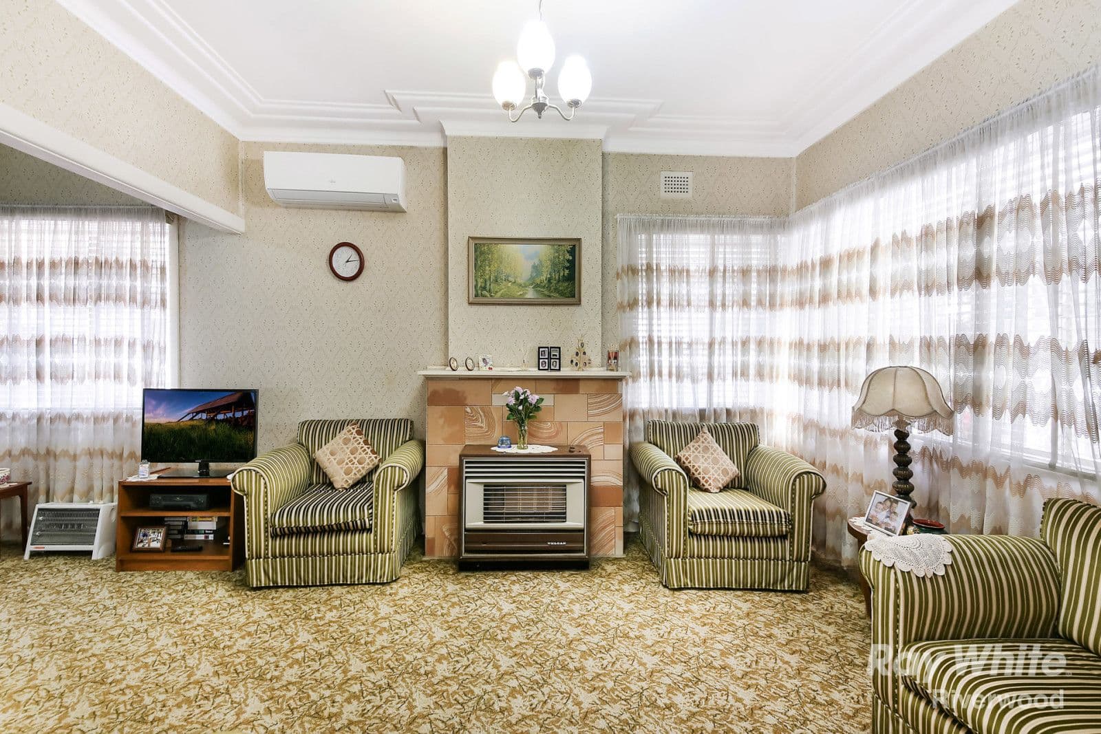 37 Carlton Parade, Punchbowl - Thumbnail 2