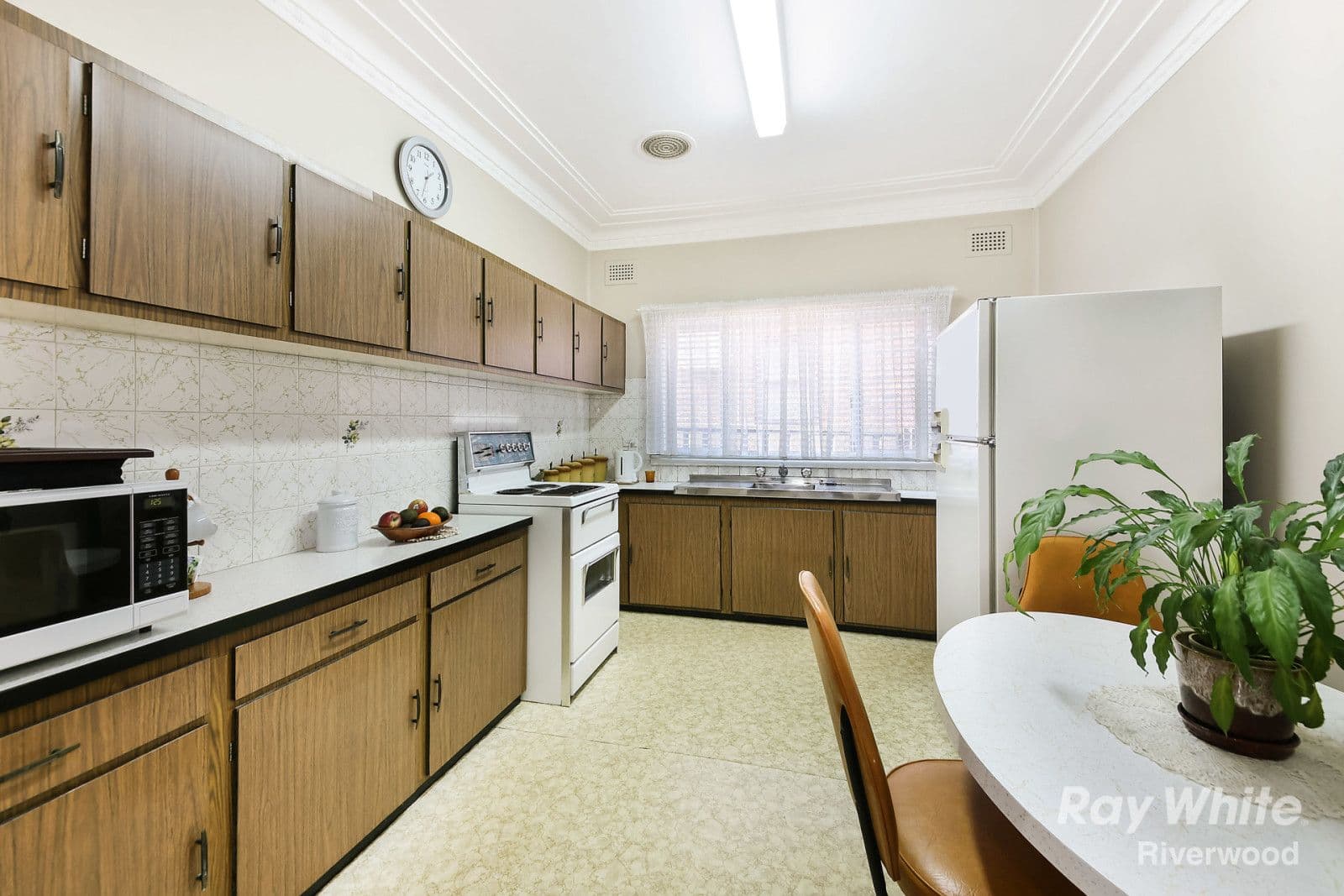 37 Carlton Parade, Punchbowl - Thumbnail 6