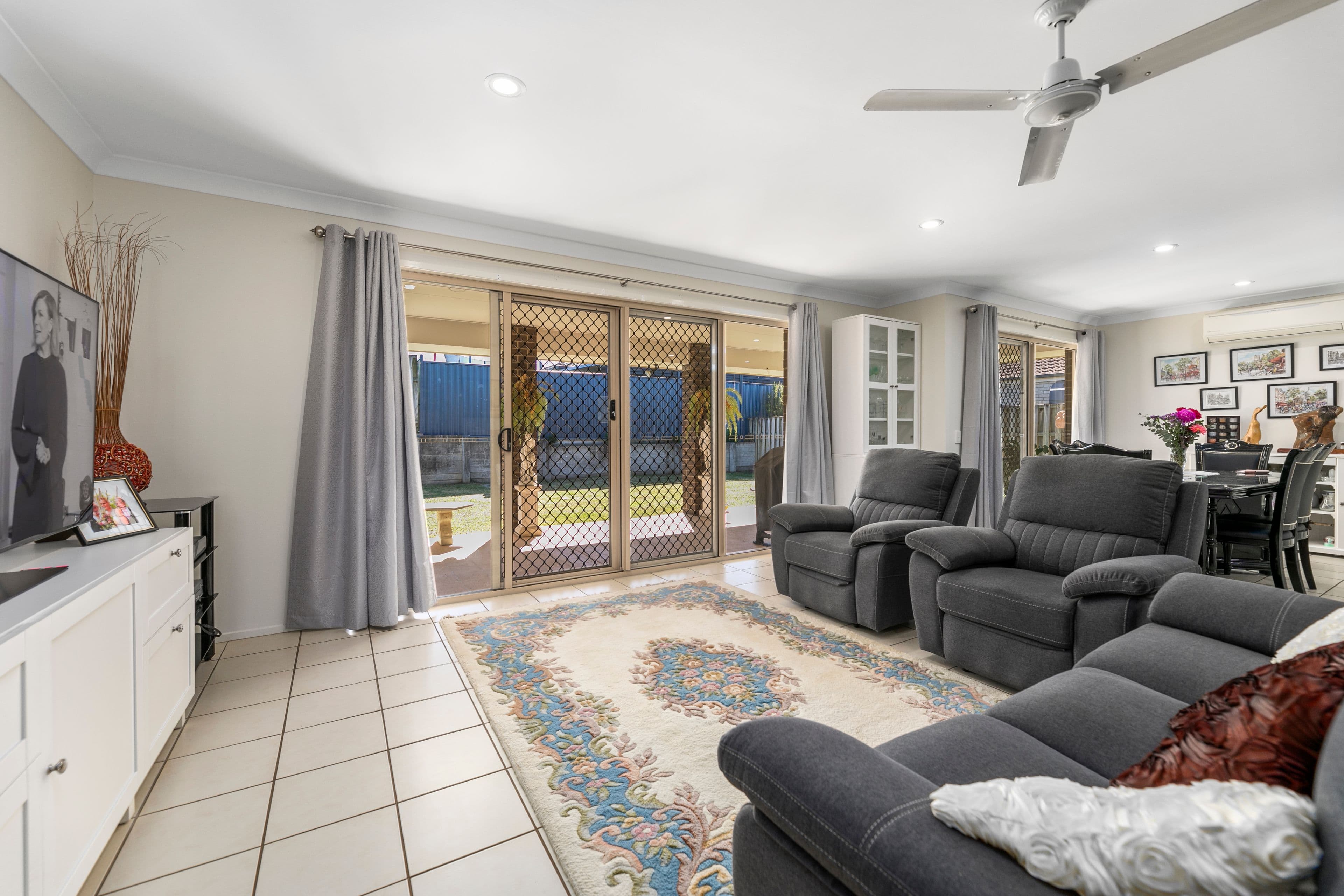 4 Hollywood Avenue, Bellmere QLD 4510, Bellmere - Thumbnail 2