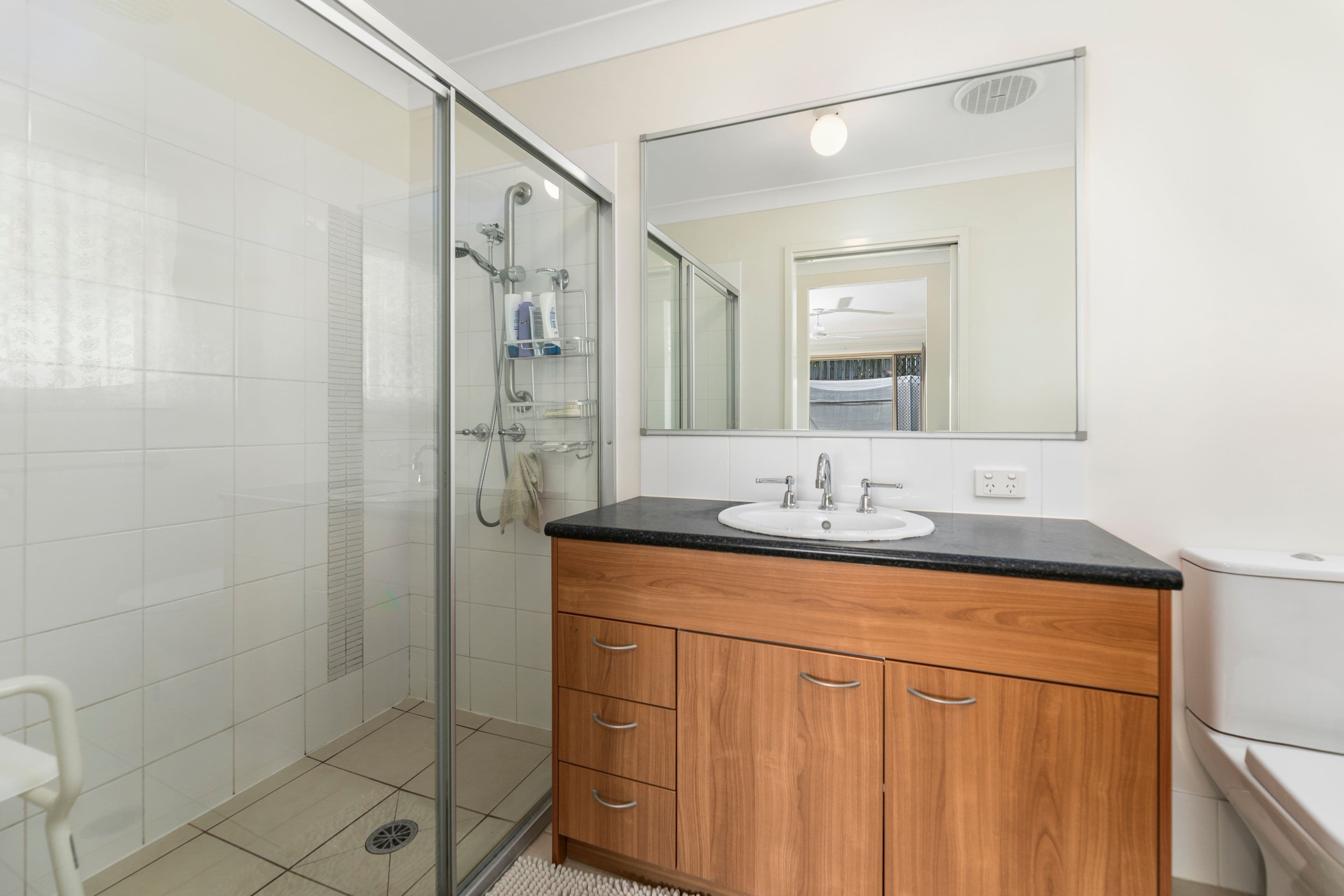 4 Hollywood Avenue, Bellmere QLD 4510, Bellmere - Thumbnail 6