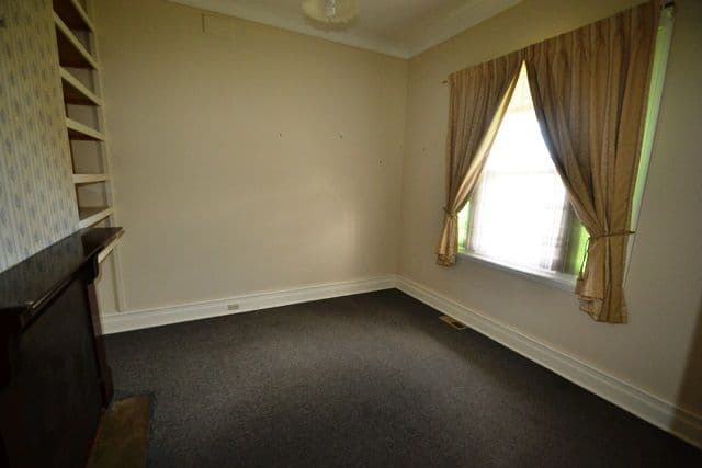 54 Oak Street, SEYMOUR VIC 3660, Seymour - Thumbnail 6