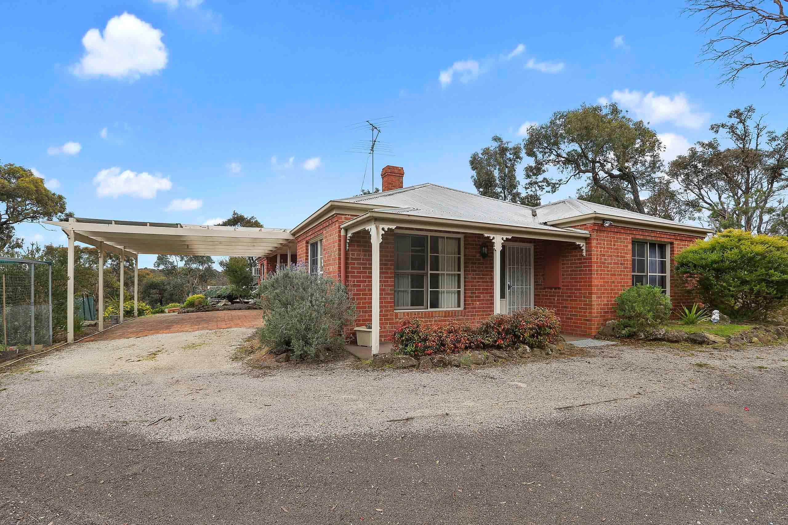 325 De Motts Road, ANAKIE VIC 3213, Anakie - Thumbnail 3
