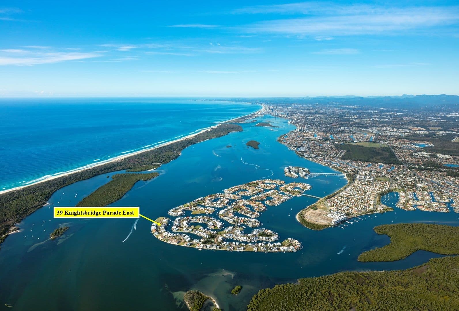 39 Knightsbridge Parade East, Sovereign Islands QLD 4216, Sovereign Islands - Thumbnail 2