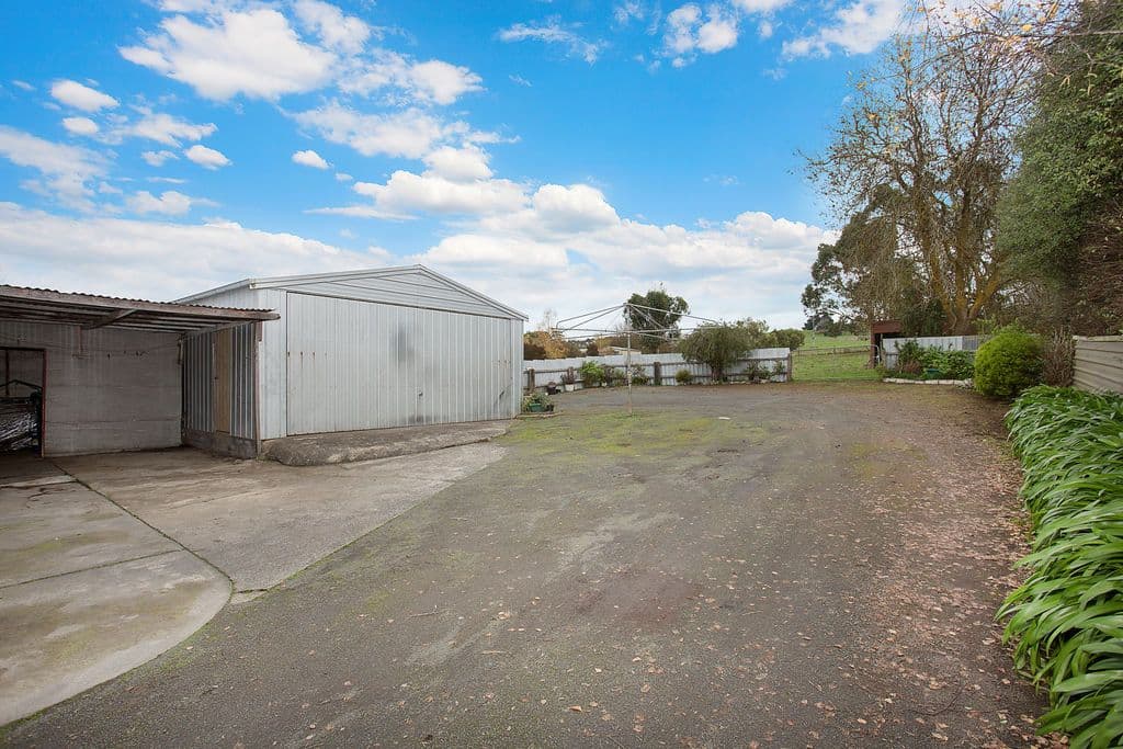 140 Camperdown-Cobden Road, Camperdown VIC 3260, Camperdown - Thumbnail 8