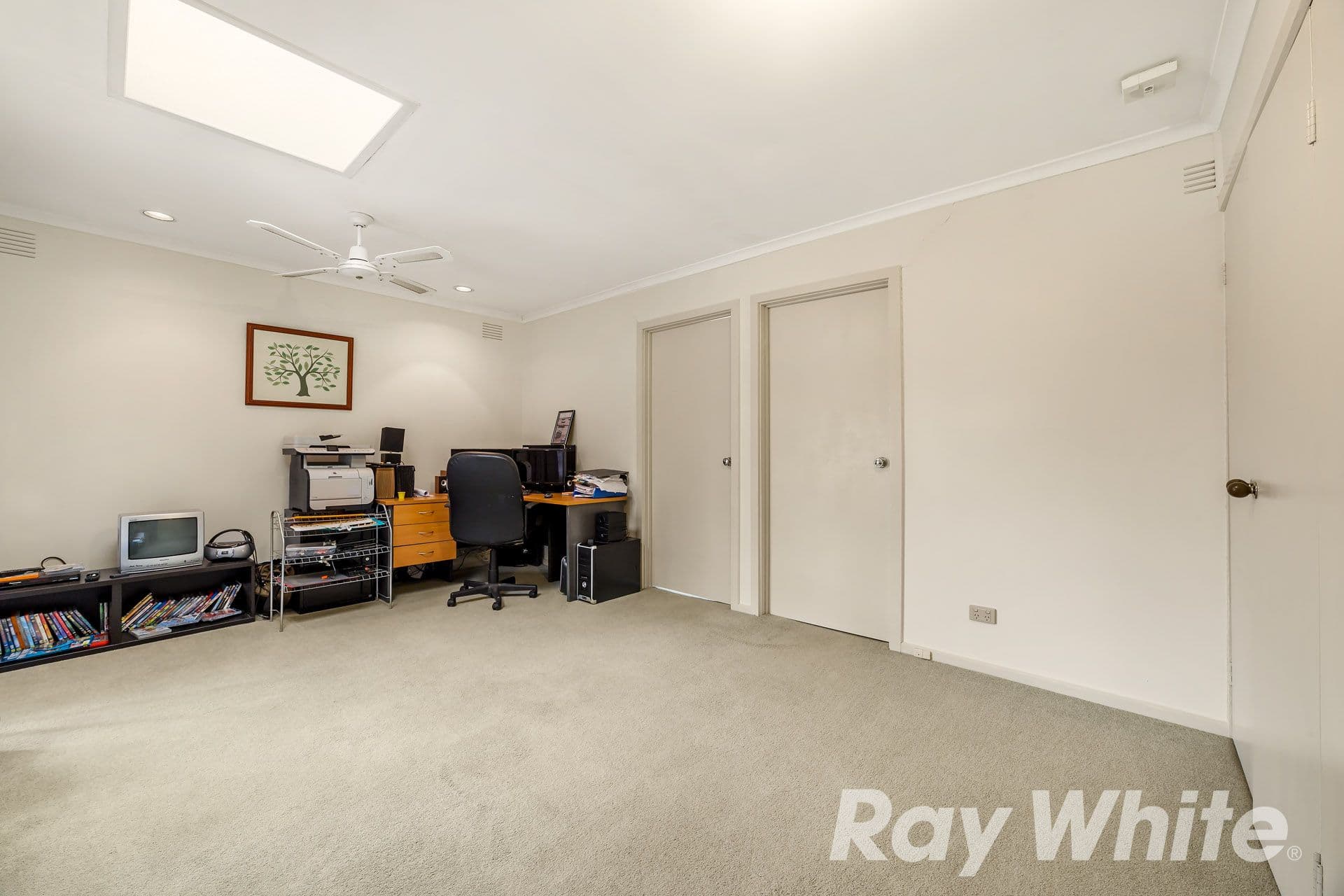1 Cheviot Close, Wantirna VIC 3152, Wantirna - Thumbnail 5