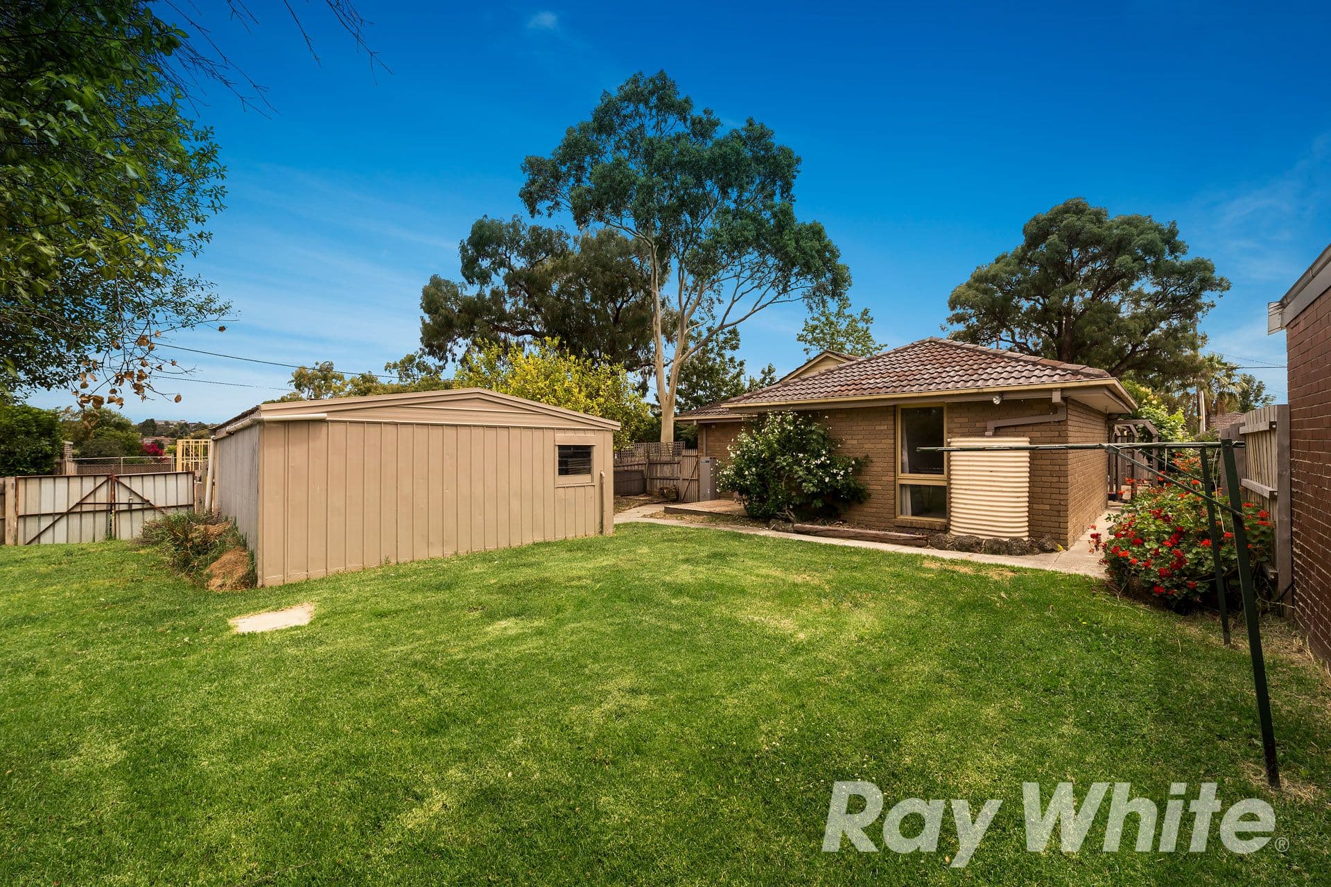 1 Cheviot Close, Wantirna VIC 3152, Wantirna - Thumbnail 8