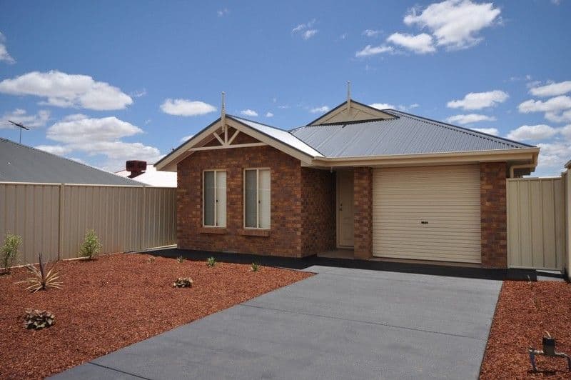 2 Oriana Court, SMITHFIELD SA 5114, Smithfield - Image 1