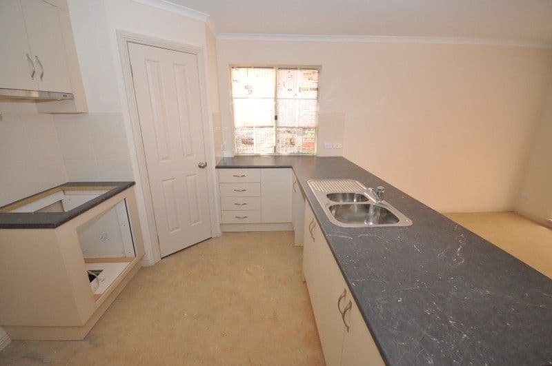 2 Oriana Court, SMITHFIELD SA 5114, Smithfield - Thumbnail 2