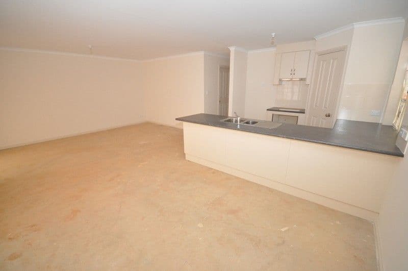 2 Oriana Court, SMITHFIELD SA 5114, Smithfield - Thumbnail 3